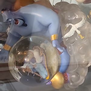Aladdin snow globe vintage Disney
